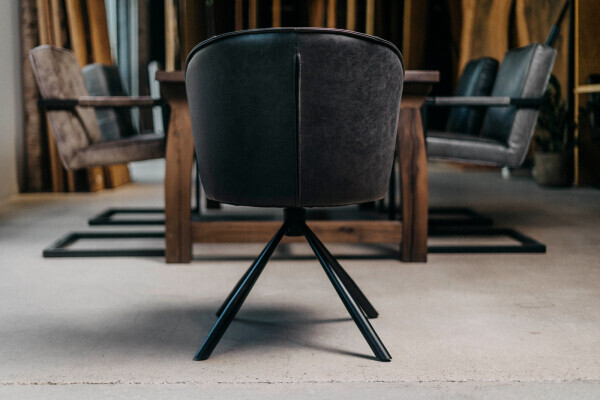 Chaise pivotante avec coque en cuir et structure en acier