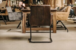 Chaise cantilever moderne en cuir véritable
